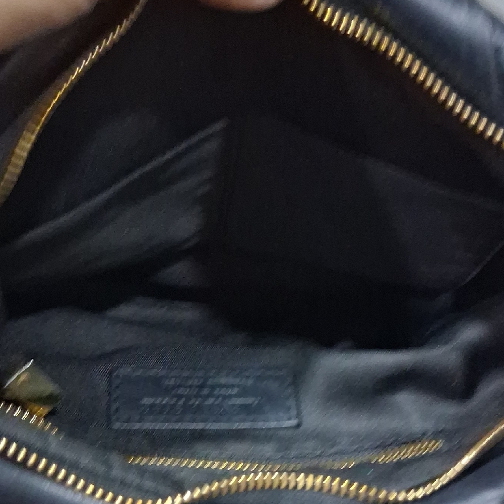 Valentina Fiore Chic Black Quilted Shoulder Bag - Picture 6 of 7